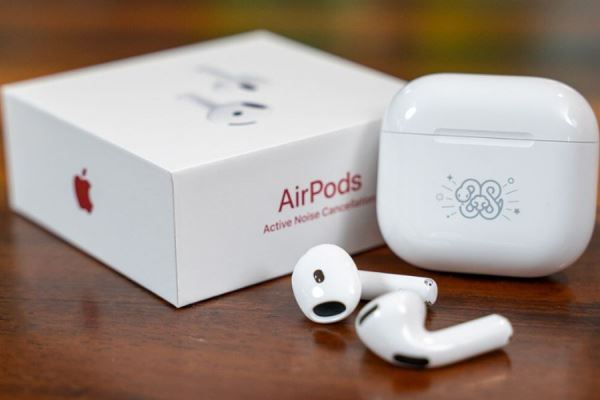 apple-ra-mat-airpods-4-phien-ban-nam-ty-2025-voi-thiet-ke-doc-dao