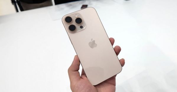 Đánh giá chi tiết trải nghiệm với chiều dài iPhone 16 Pro Max
