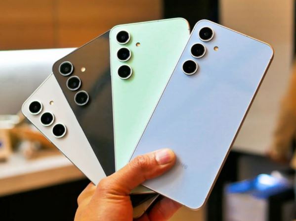 Những nâng cấp của Galaxy S25 FE khiến iPhone 16e phải dè chừng