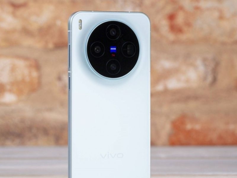 Vivo X300s lộ diện: Hé lộ nâng cấp lớn về pin và hiệu năng xử lý