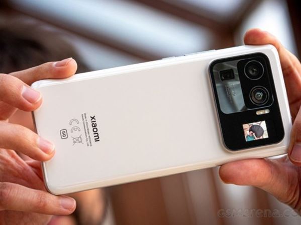 Xiaomi màn hình kép mới lộ diện: Dùng chip Elite mạnh nhất