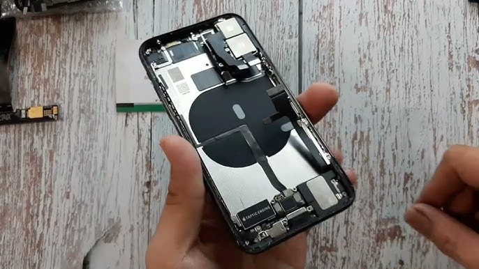 Pin là kẻ thù thầm lặng iPhone 11 Pro