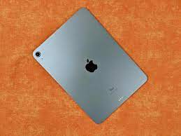 Apple iPad Air 2020 thiết kế tuyệt vời với viền mỏng không tưởng.