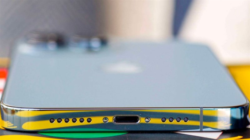 Apple trang bị cổng sạc Type-C cho iPhone 15? Người dùng được lợi nhiều nhất? - Clickbuy