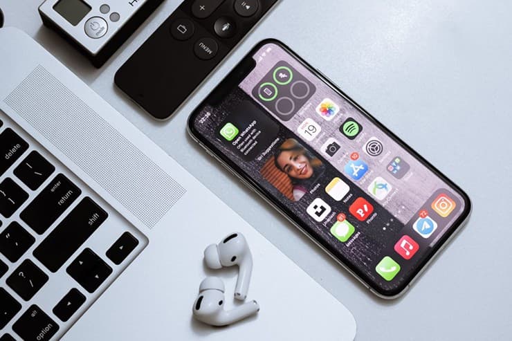 Apple có công thức để iPhone tương lai không đắt hơn