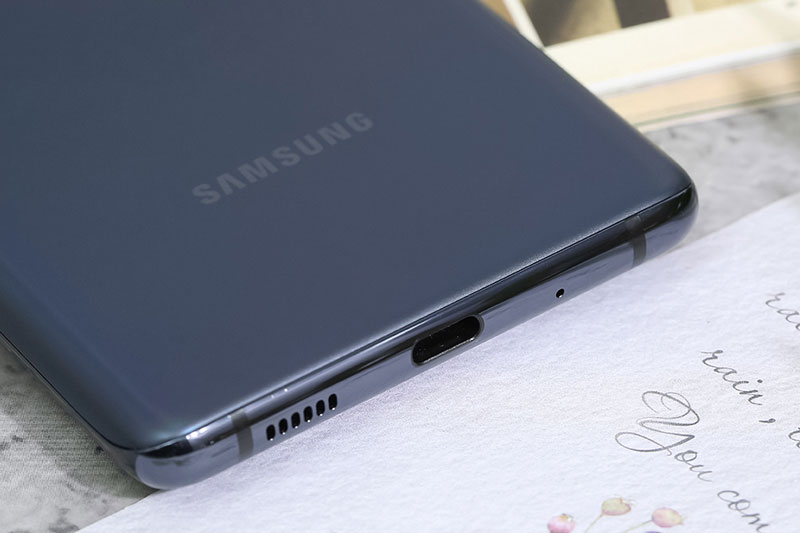 Điện thoại Samsung Galaxy S20 FE 5G | Khả năng sạc nhanh 25 W