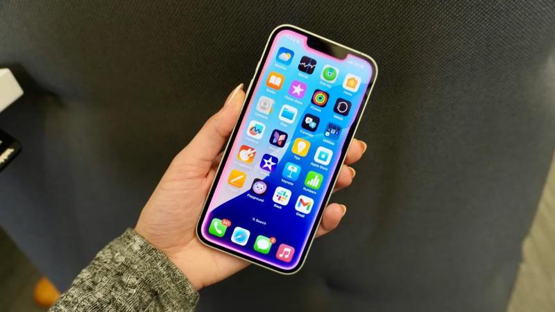 Sự thay đổi về kích thước giúp người dùng có trải nghiệm đặc biệt với iPhone 16 Pro