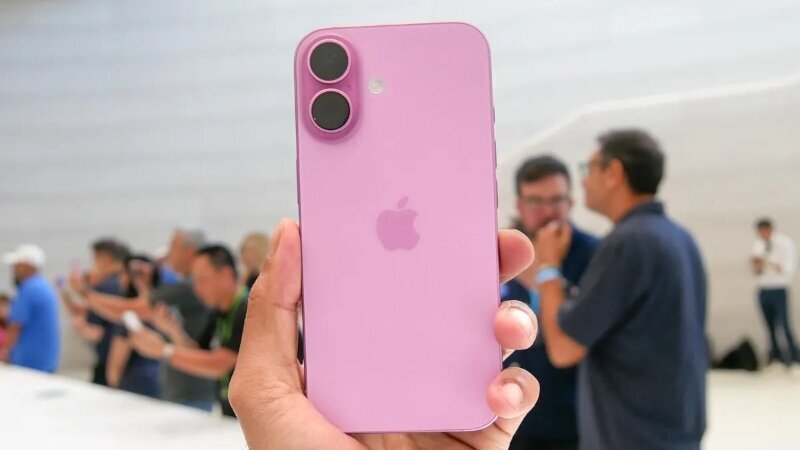 Sự đổi mới rõ rệt của iPhone 16 so với iPhone 15