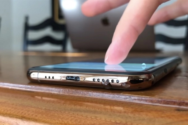 Lỗi sản xuất từ nhà máy cũng có thể khiến loa iPhone 16 bị ảnh hưởng