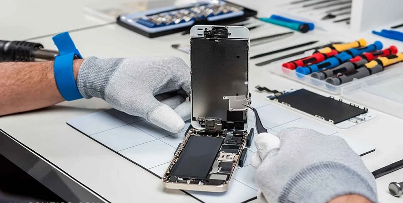 Sửa chữa iPhone 16 tại trung tâm uy tín để khắc phục lỗi Panic Full