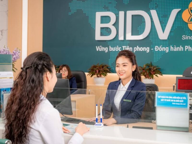 Điều chỉnh lại hạn mức chuyển tiền BIDV tại quầy