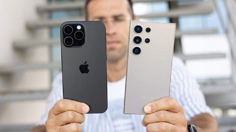 iPhone 16 Pro Max và Galaxy S24 Ultra đều có thiết kế ấn tượng, sang trọng, đẳng cấp