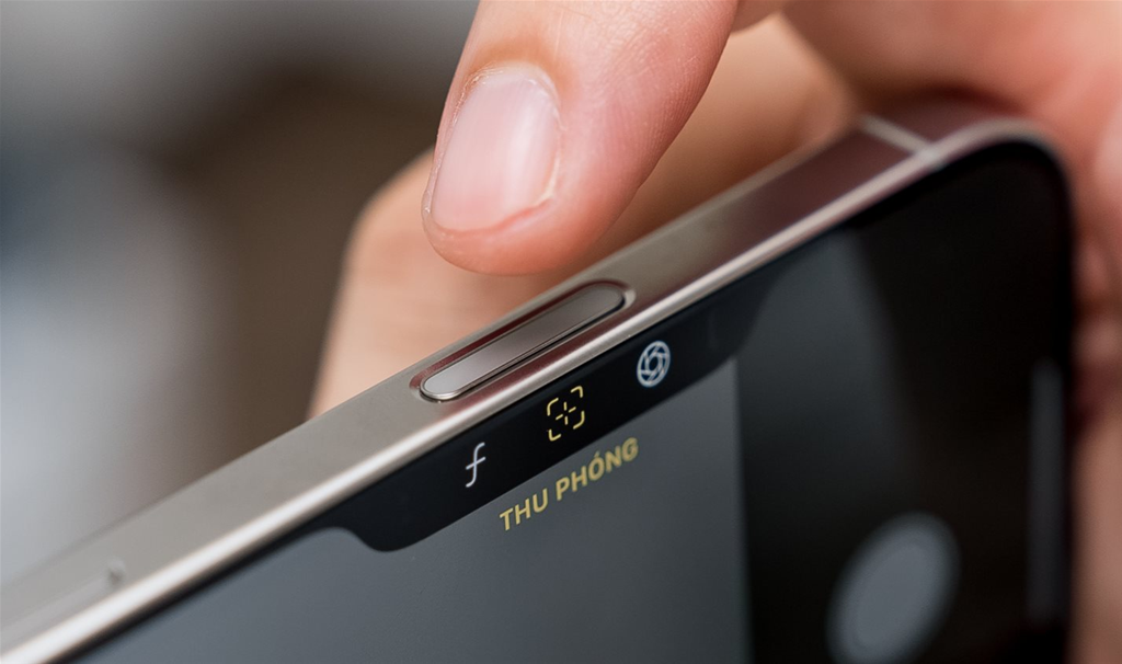 Nút Camera Control sau 1 năm sử dụng