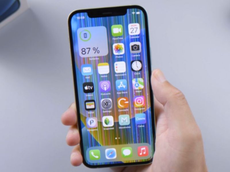 Điện thoại bị sọc màn hình