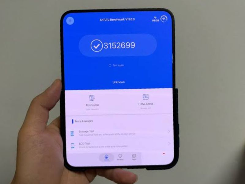 Antutu iPhone Duo vượt 3 triệu điểm