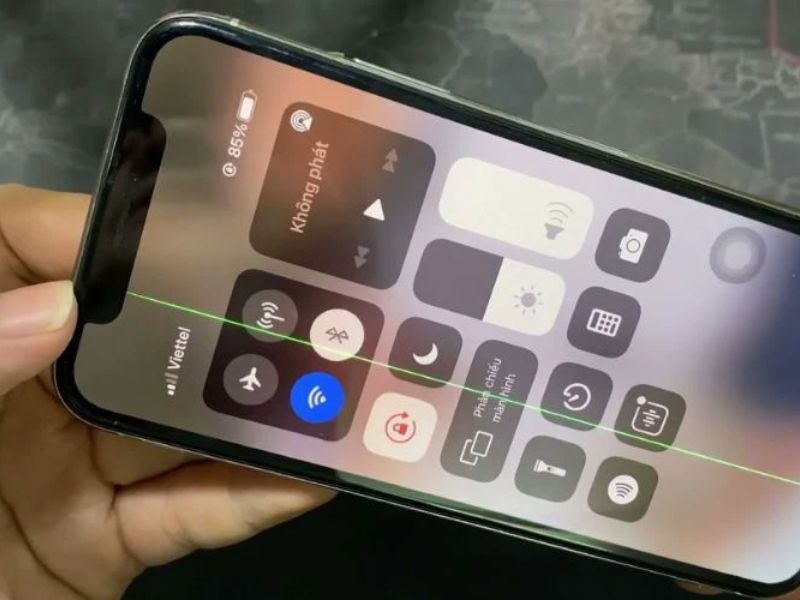 Lỗi sọc màn hình trên iPhone