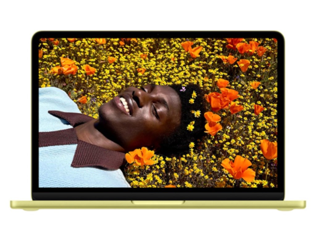 Máy có độ sáng 500 nits mang lại hình ảnh rõ ràng