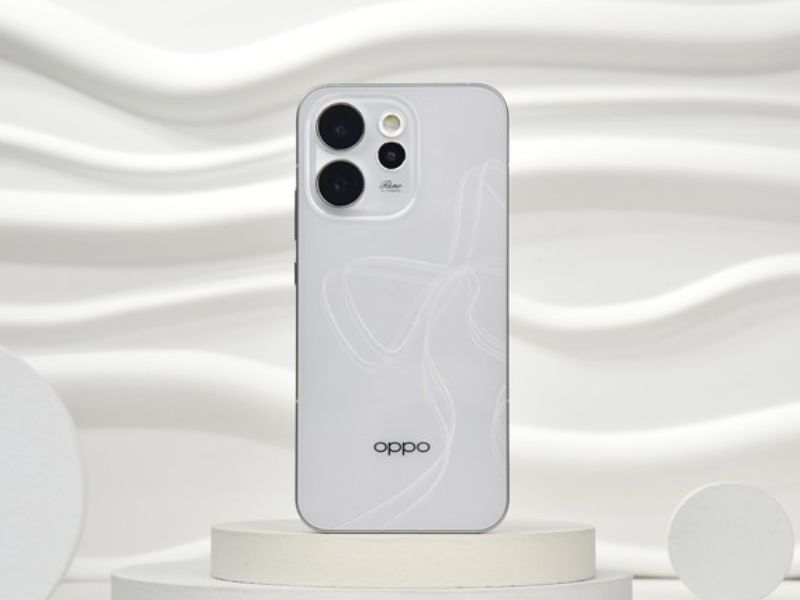 Kỷ nguyên AI: Xiaomi HyperOS 2 đối đầu ColorOS 16