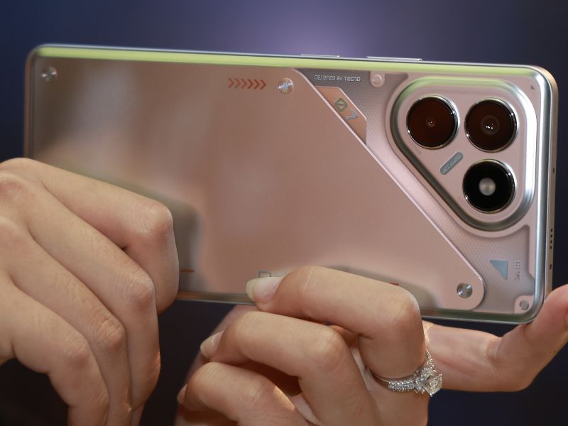 Điện thoại Tecno Pova 7 chính hãng