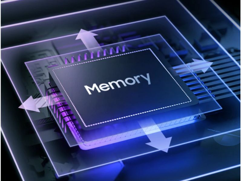 Hiệu năng ổn định với CPU 8 nhân và RAM Plus