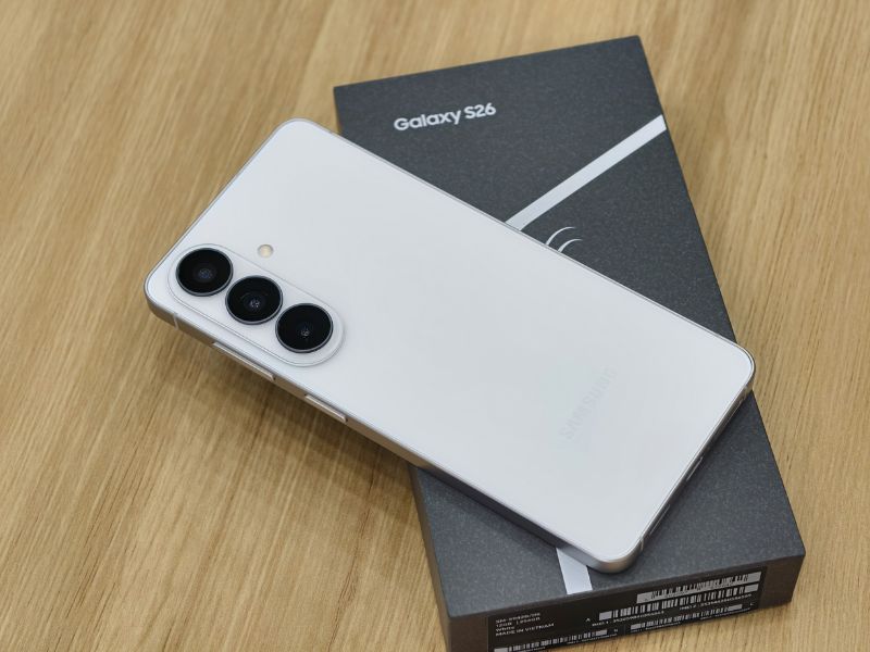 Phụ kiện đi kèm trong hộp Galaxy S26 Plus