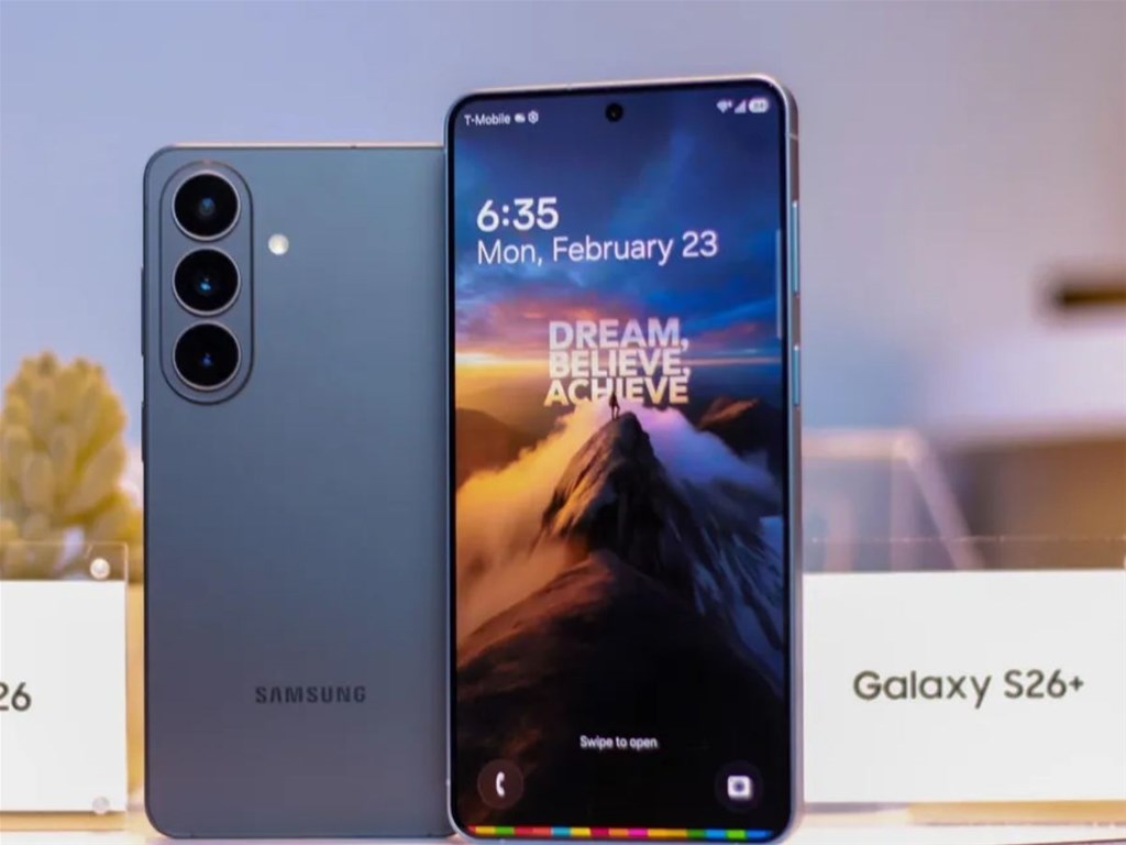 amsung Galaxy S26 Plus có thời lượng pin 4900mAh