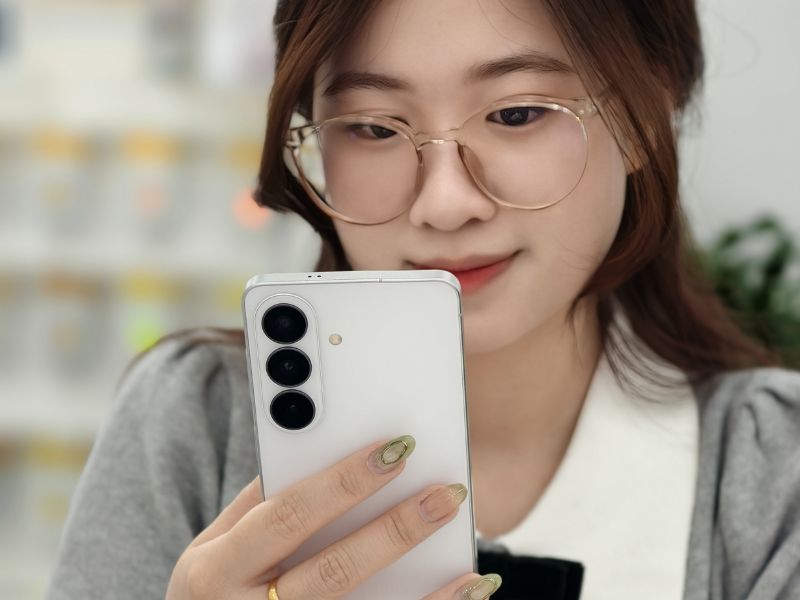 Thiết kế: Sự tinh tế nằm ở cảm giác cầm nắm