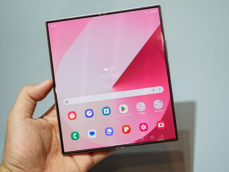 Camera: Sự chênh lệch về quyền năng quang học