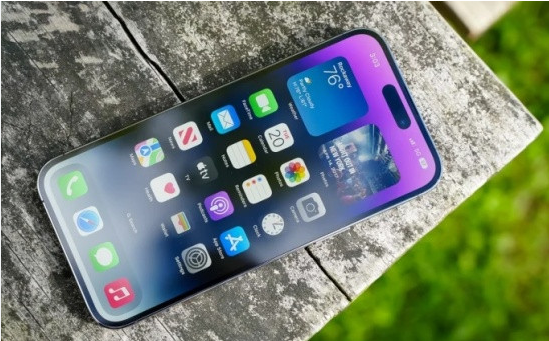 Dịch vụ thay loa iPhone 14 Plus tại Clickbuy