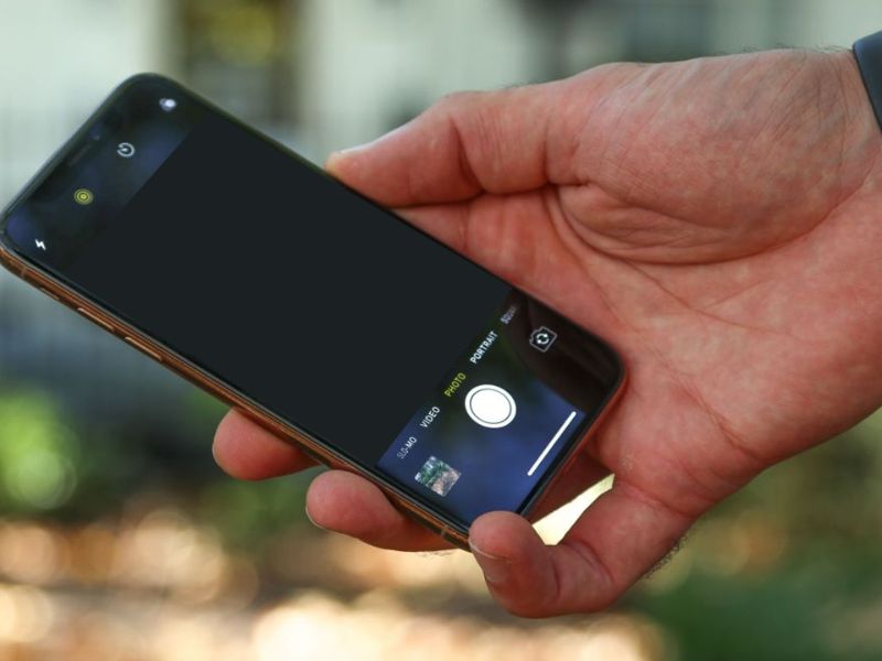 Sửa lỗi camera iPhone ở đâu uy tín?