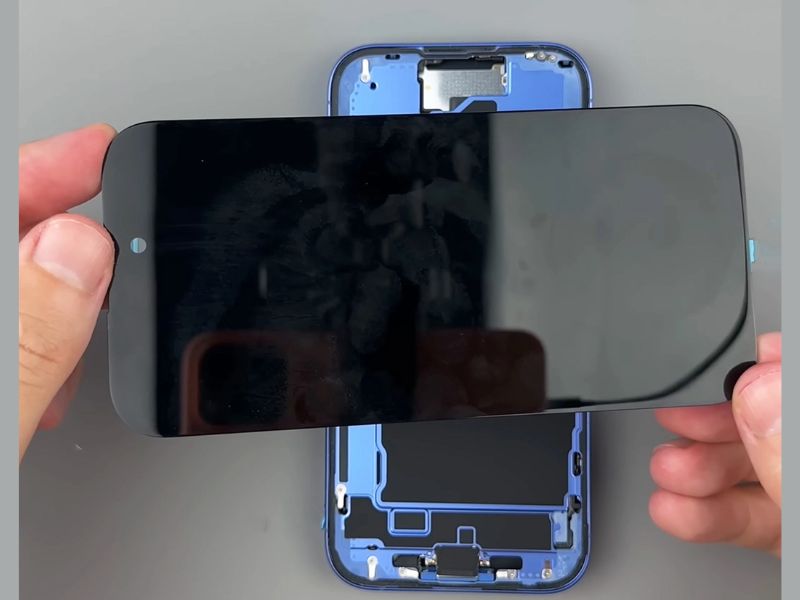 Thay ép kính điện thoại iPhone 17 tại Clickbuy