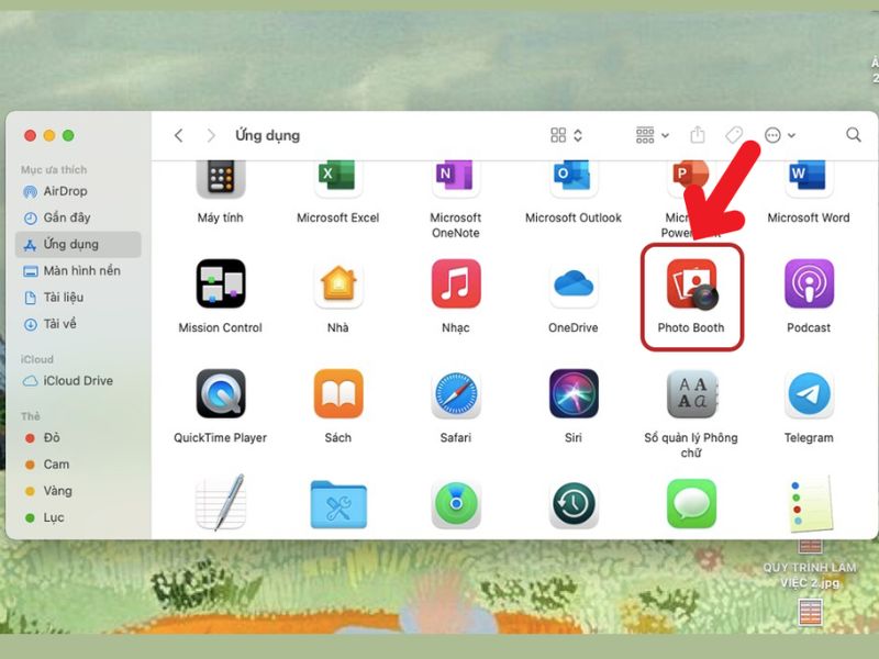 Mở Camera trên Macbook qua Photo Booth