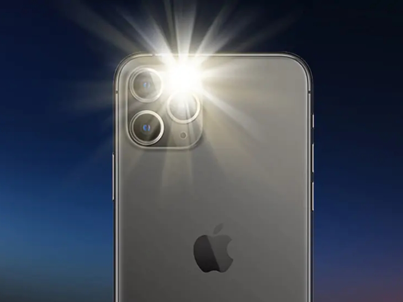 Bật đèn trên iPhone