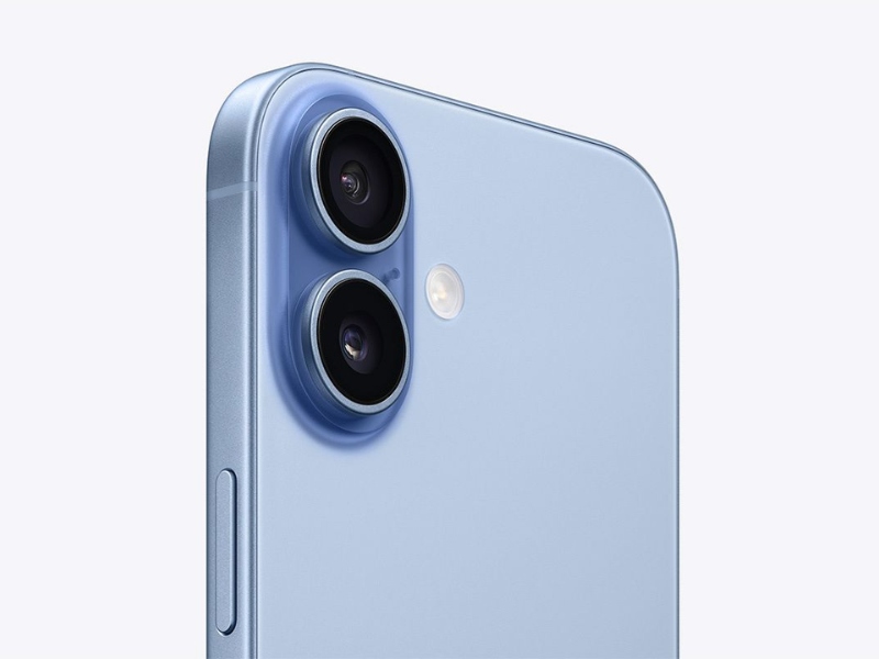 iPhone 17 camera màu xanh