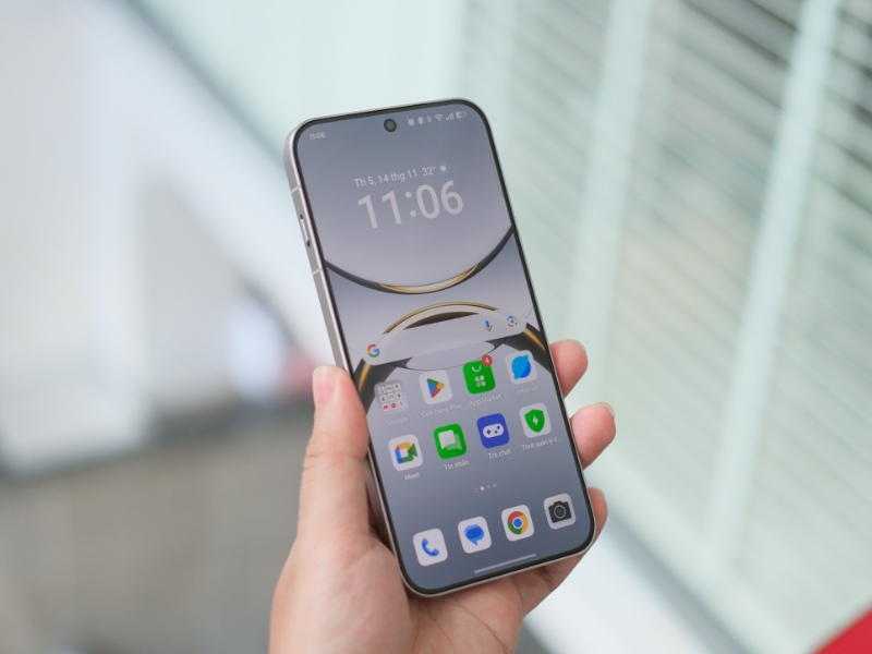 Màn hình OPPO Find X8