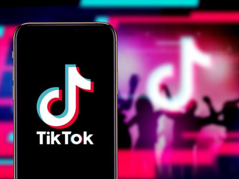 Vì sao ai cũng muốn tải TikTok về điện thoại trong năm 2025?
