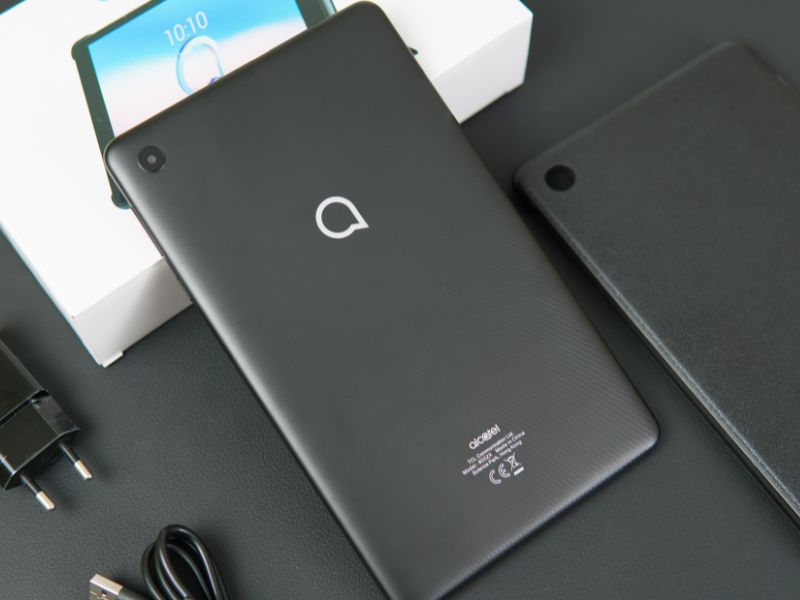 Alcatel Tab: Thiết kế cứng cáp, hiệu năng ổn định