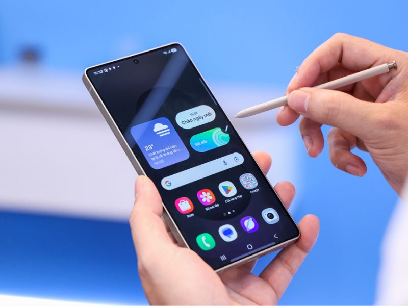 Galaxy S26 Ultra nâng cấp sạc nhanh lên 65W