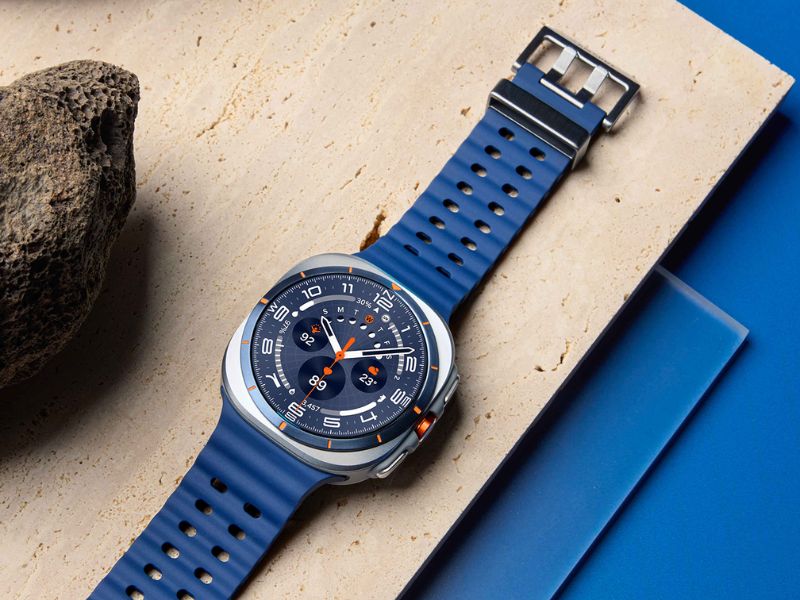 Galaxy Watch Ultra 2025: Mạnh mẽ cho vận động viên và nhà thám hiểm
