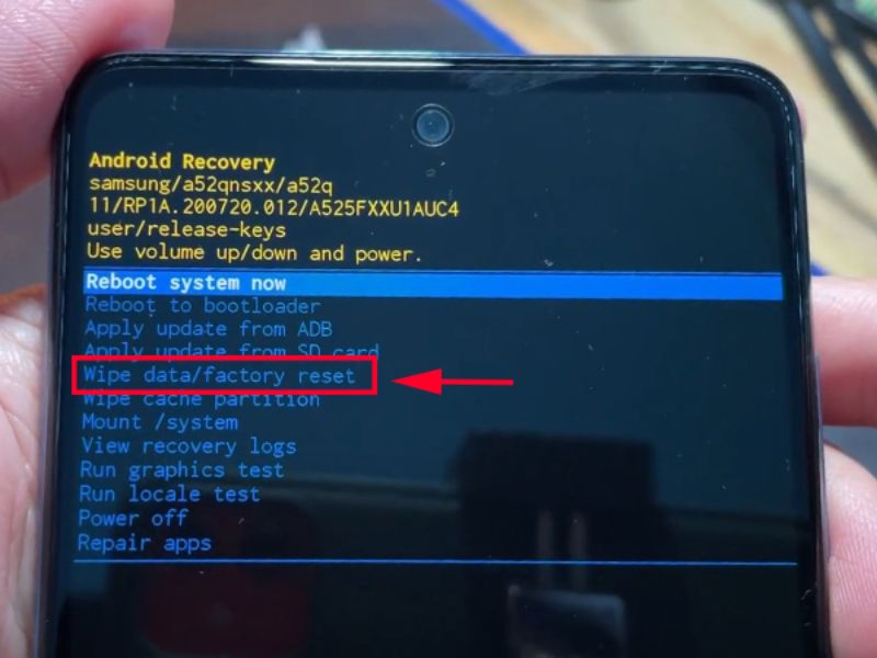 Hard reset bằng phím cứng khi máy bị treo, không vào được màn hình