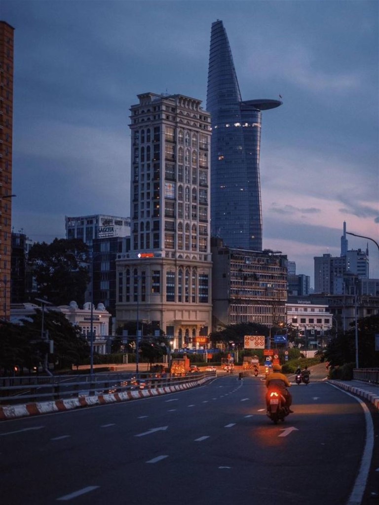 Hình nền iPad Pro M5 thành phố