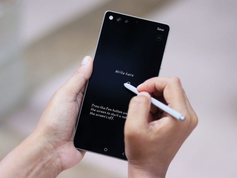 Nếu không còn khe cắm, bút S Pen sẽ phải mua rời
