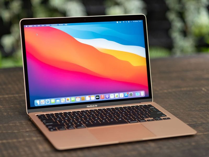 Macbook Air M1 (2020): Yên tĩnh nhưng mạnh mẽ