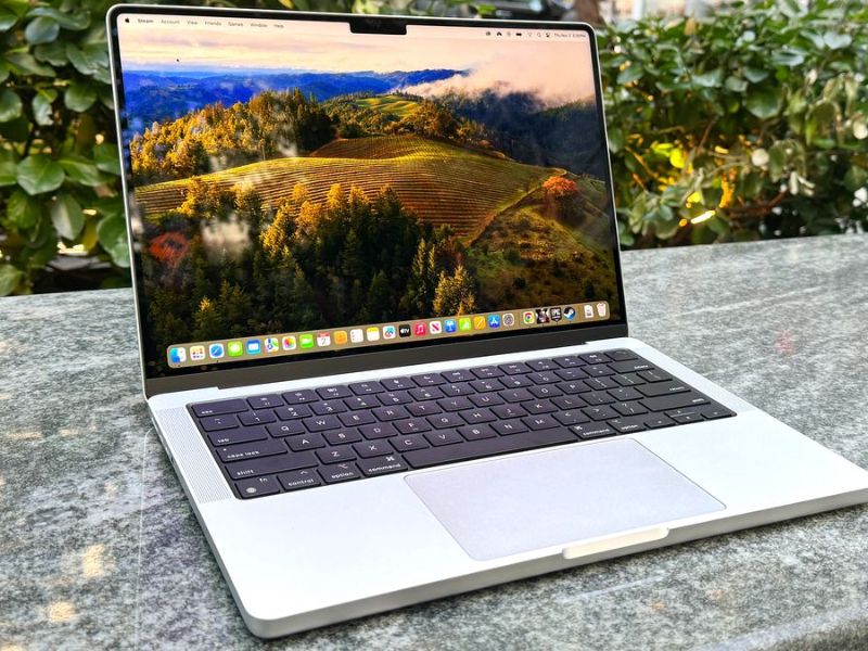 MacBook Pro 2025 có màn hình siêu nét