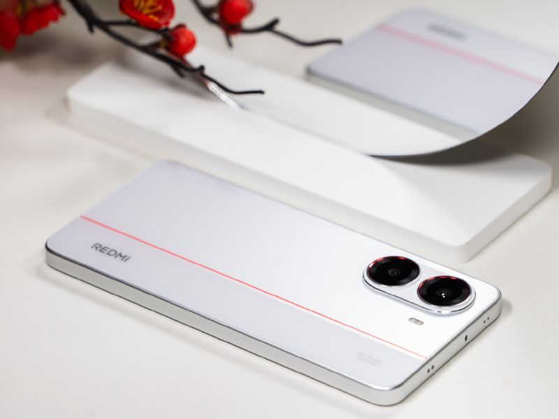 thiết kế Redmi Turbo 5 có khung kim loại sang trọng