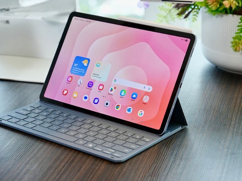 Màn hình Ultra Dynamic AMOLED 2X lên tới 14,6 inch
