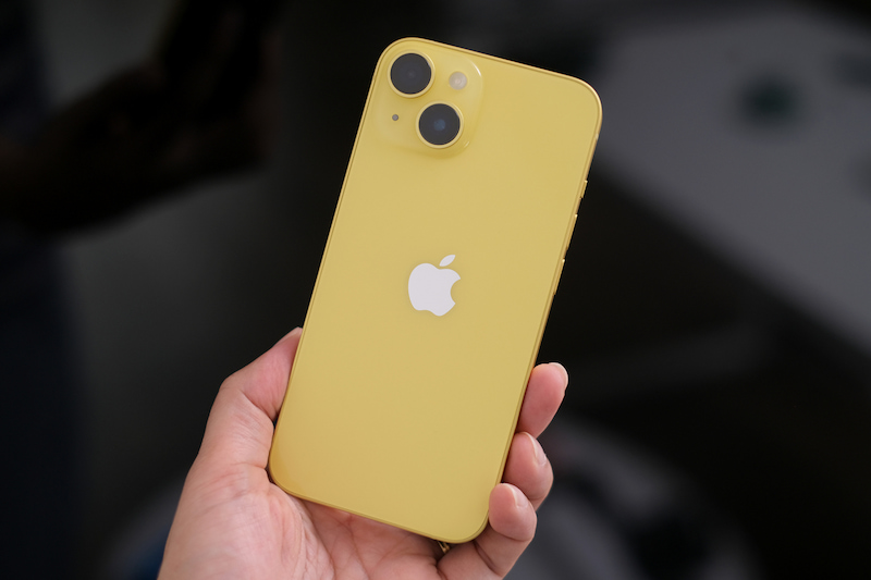 IPhone 14 Plus màu vàng chanh tươi