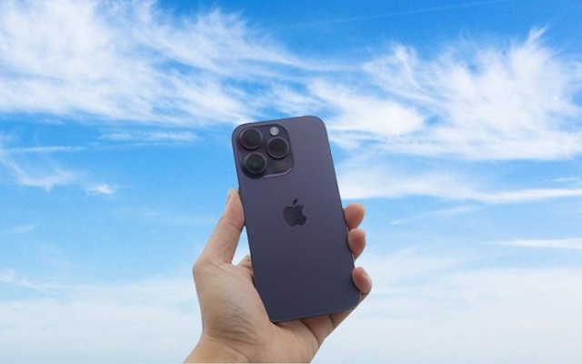 IPhone 14 Pro màu tím độc đáo và phong cách