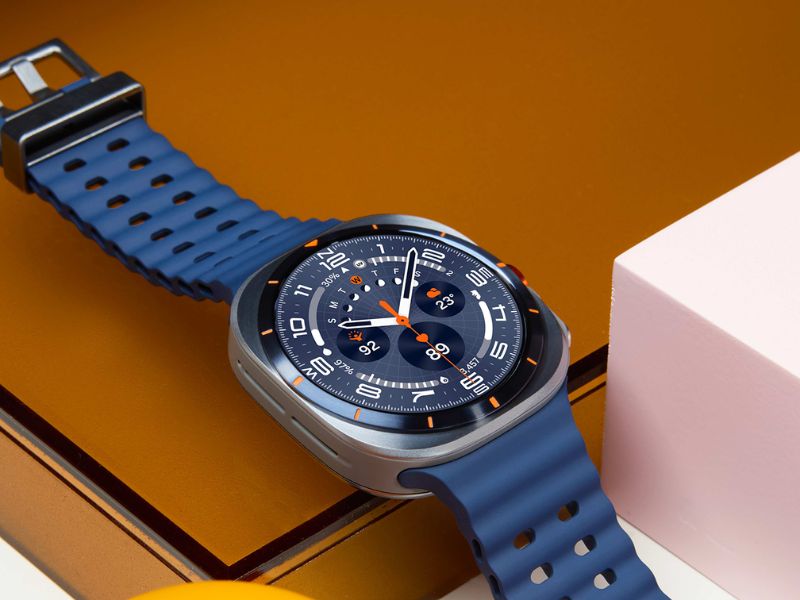 Mua ngay Galaxy Watch Ultra 2025 chính hãng tại CLICKBUY