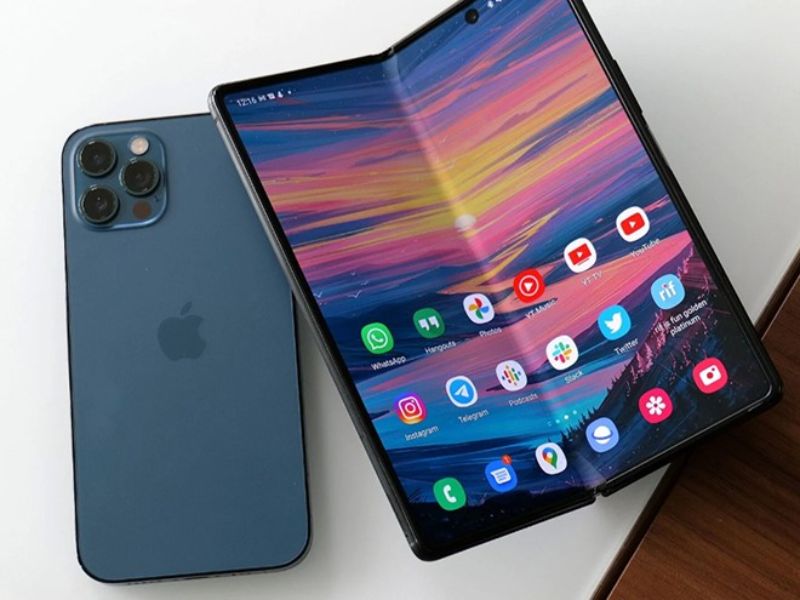 thiết kế iPhone gập dần lộ diện